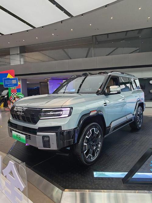 深圳南山区源维贝企业管理咨询比亚迪方程豹硬派越野的爆款，英菲尼迪35周年与你共成长